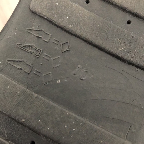 Rhinestone Platform Flipflops - Picture 4 of 7